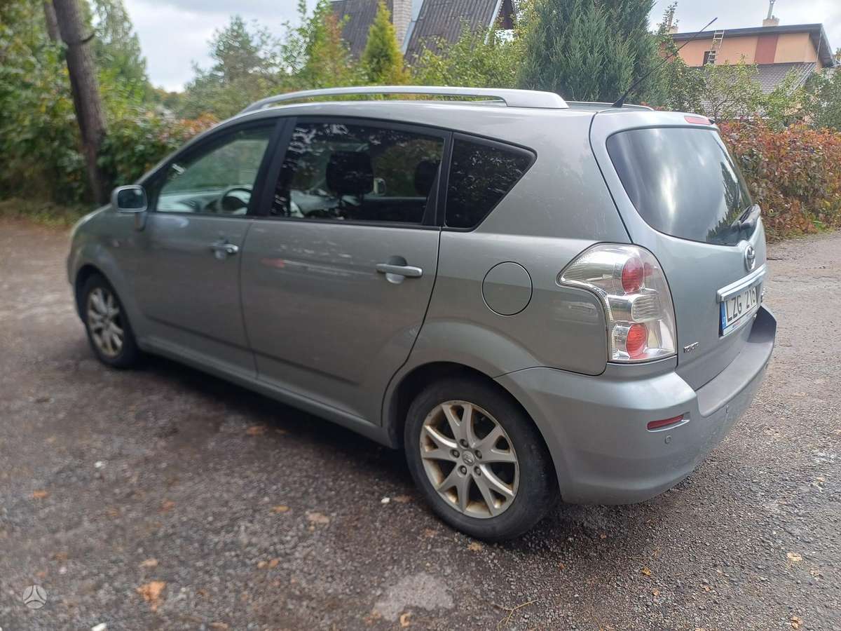 Toyota Corolla 2009 — engine 2231 cm³, 136 HP (100kW)