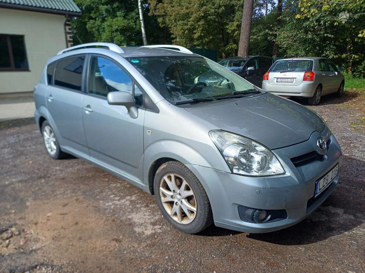 Toyota Corolla 2009 — photo 9