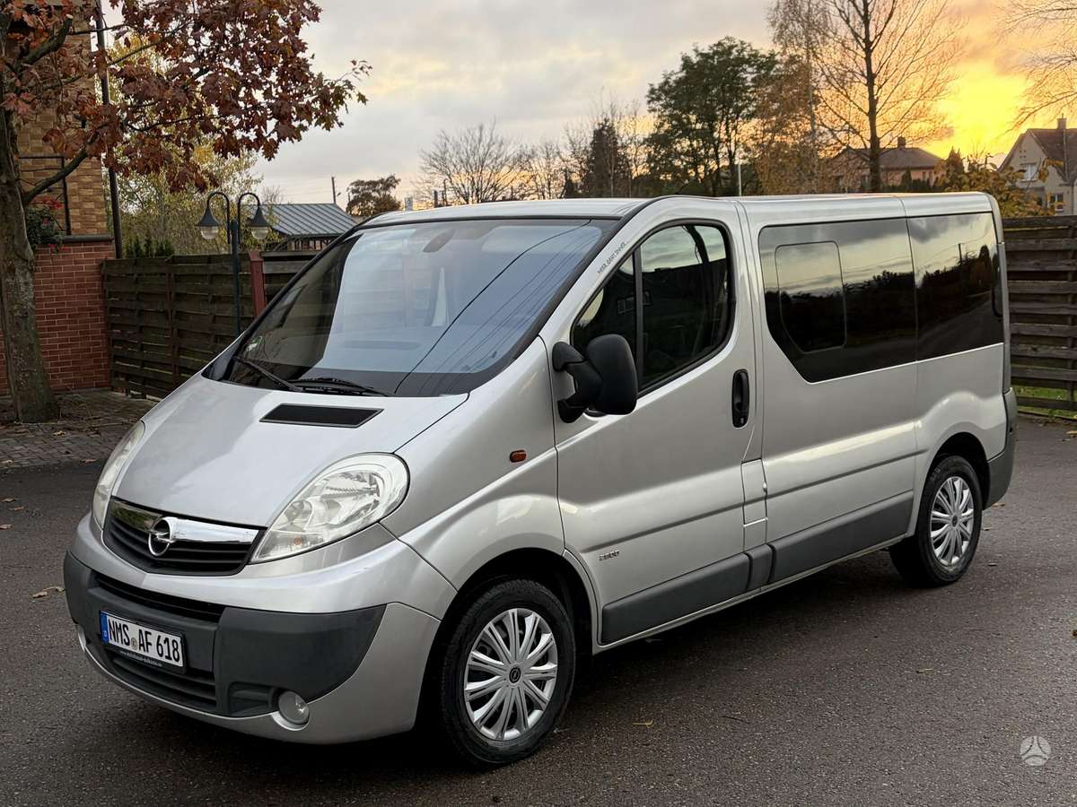 Opel Vivaro 2008 — двигун 2000 cm³, 114 HP (84kW)