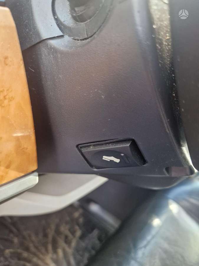 Chrysler Grand 2009 — photo 21
