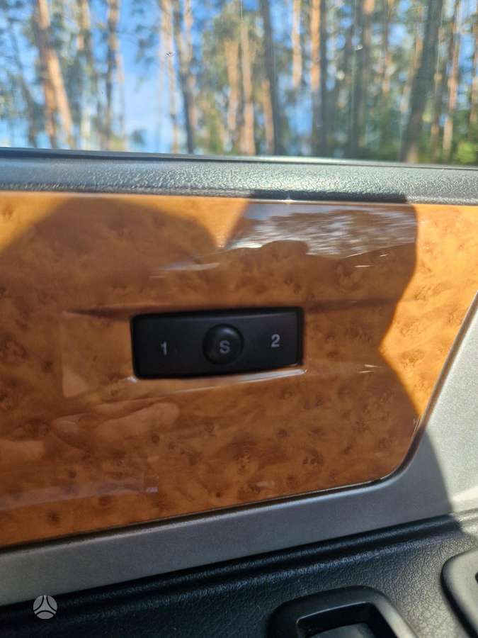 Chrysler Grand 2009 — photo 24