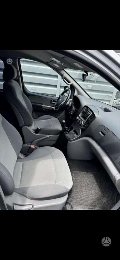Hyundai H1 2011 — photo 6