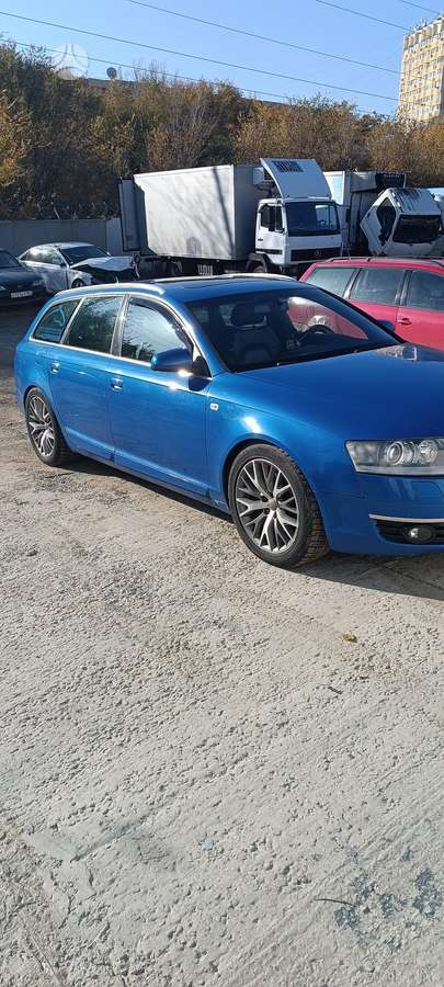 Audi A6 2005 — вигляд ззаду
