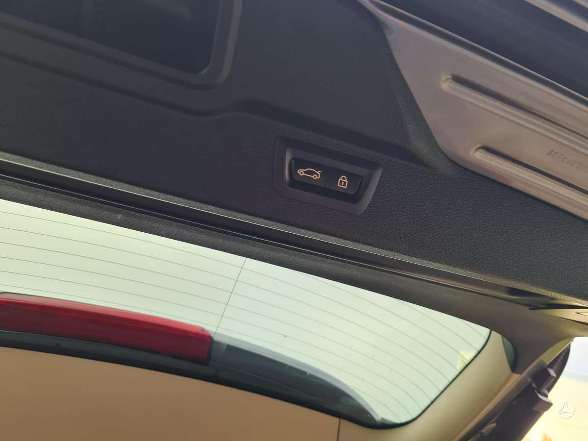 BMW X5 2015 — photo 11