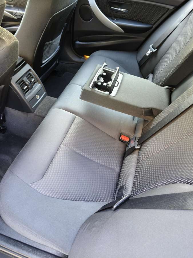 BMW 320 2012 — photo 14