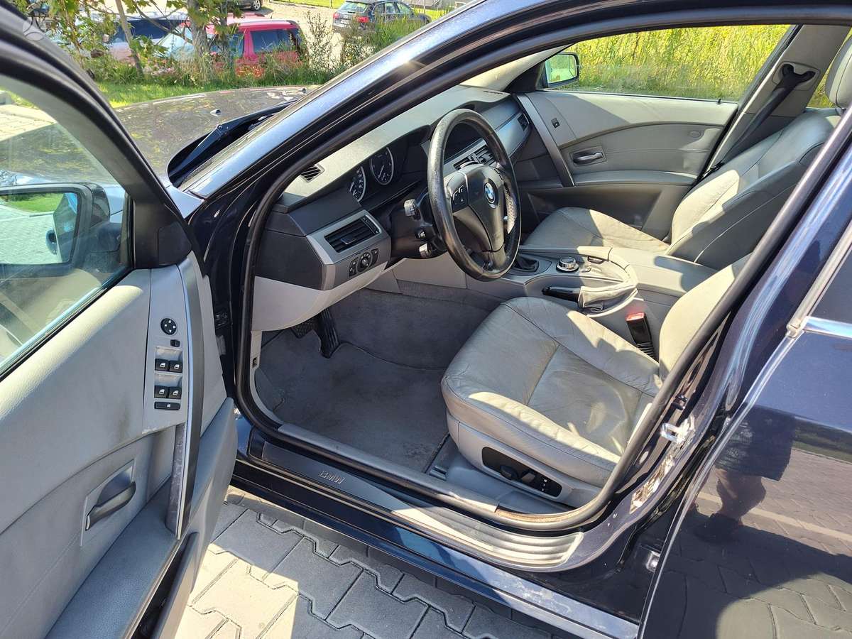 BMW 530 2006 — двигун 2993 cm³, 231 HP (170kW)