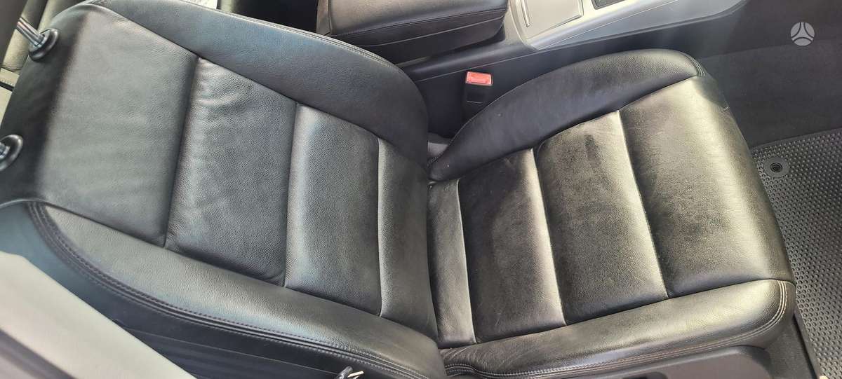 Audi A6 2011 — photo 13