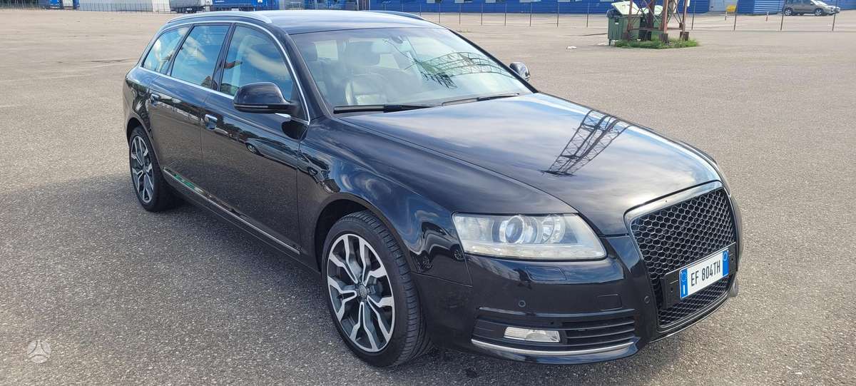 Audi A6 2011 — interior