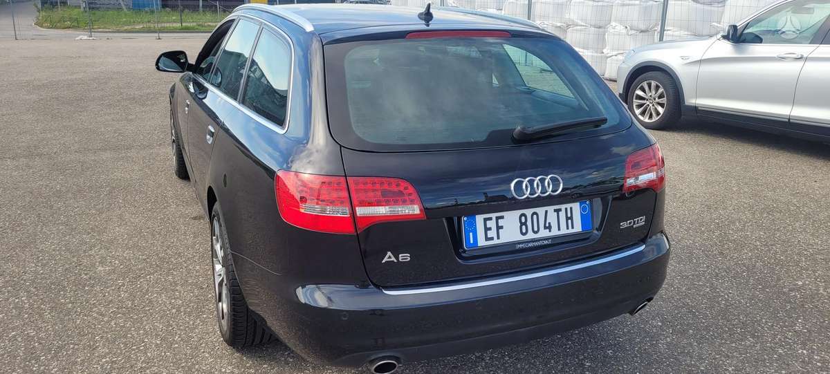 Audi A6 2011 — photo 7