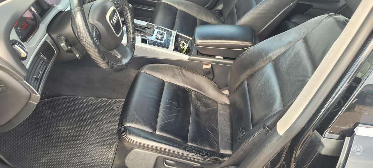 Audi A6 2011 — photo 9