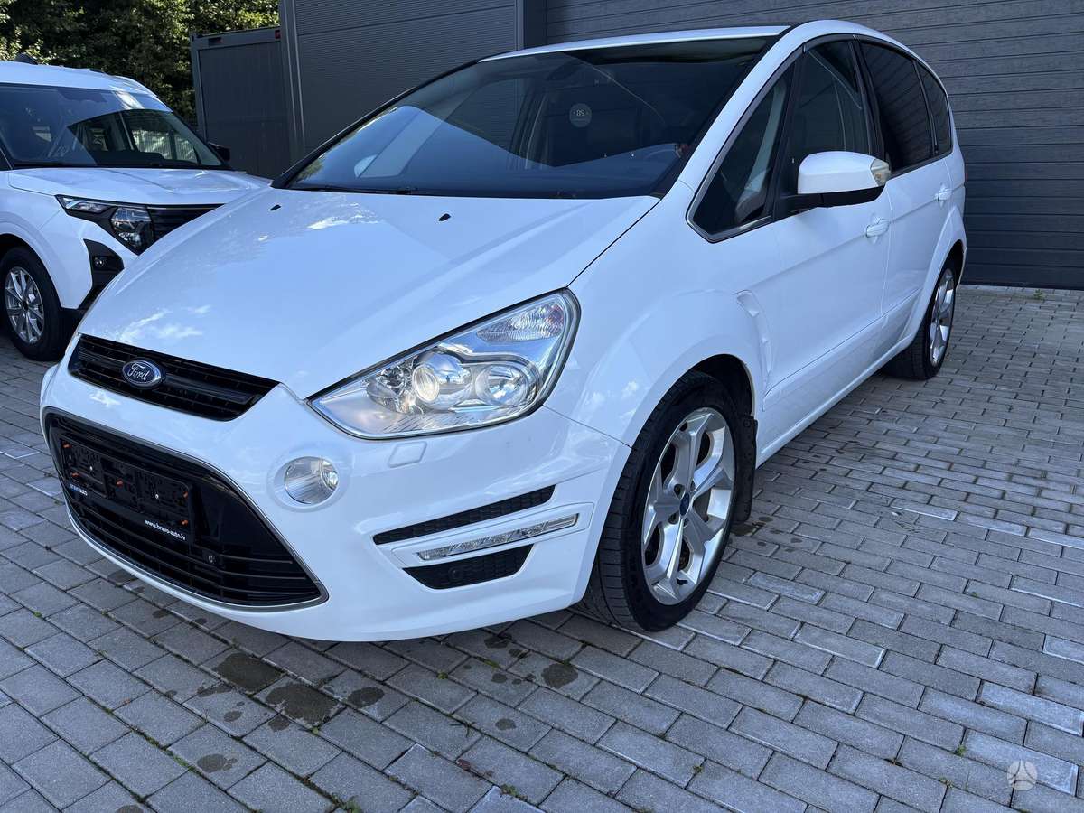 Ford S-MAX 2013 — photo 6