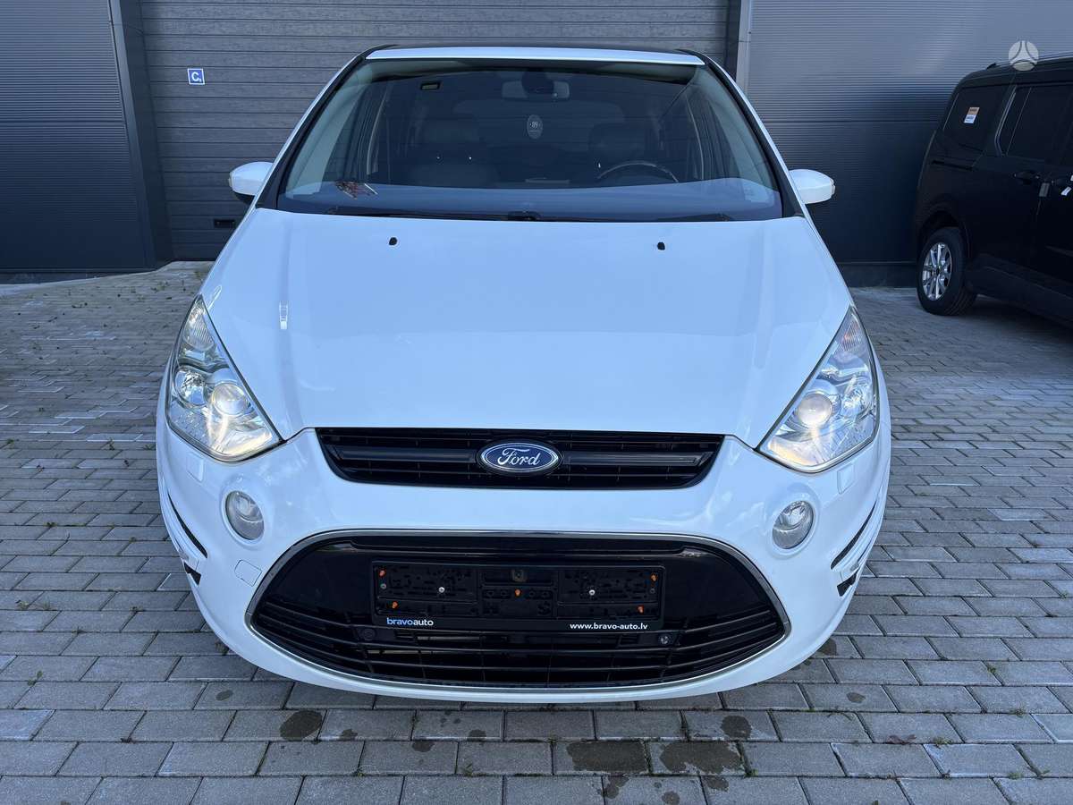 Ford S-MAX 2013 — photo 7