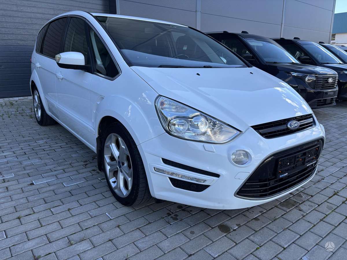 Ford S-MAX 2013 — photo 8