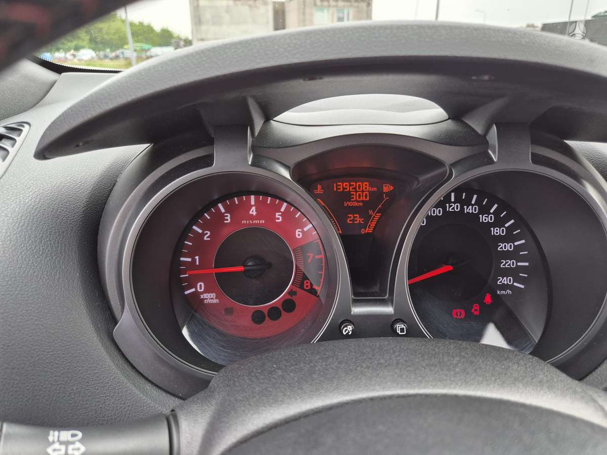 Nissan Juke 2014 — photo 8