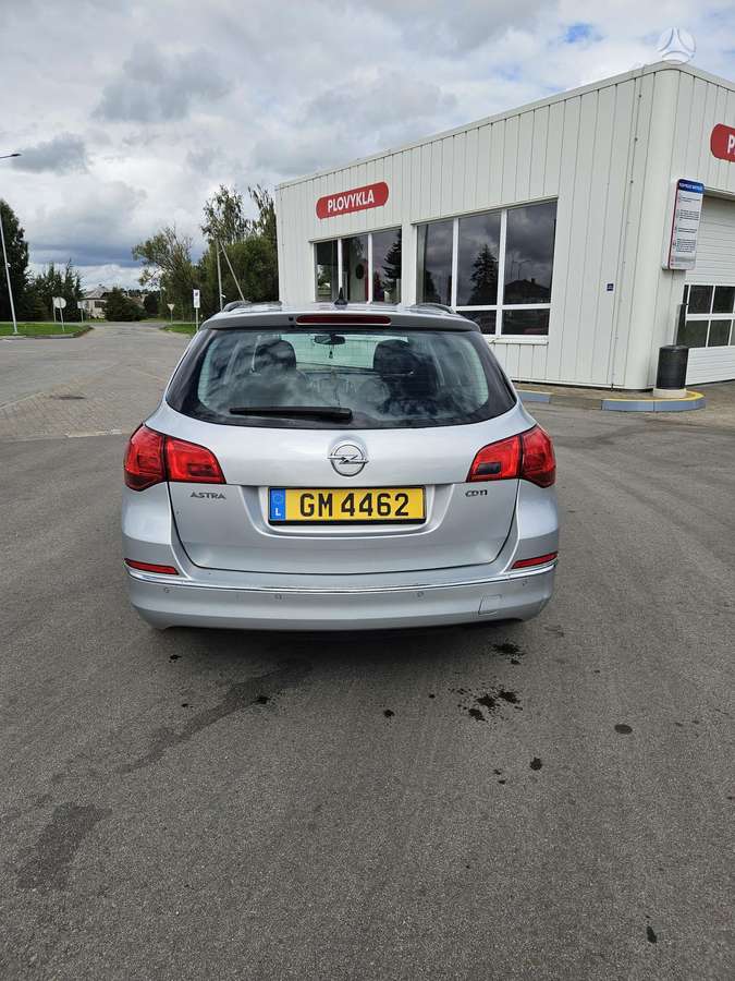 Opel Astra 2014 — photo 6