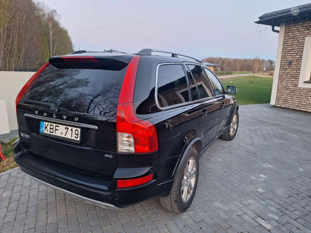 Volvo XC90 2011 — photo 13
