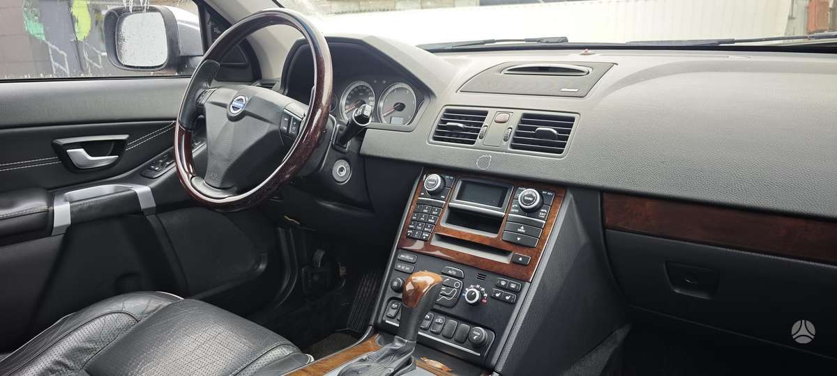 Volvo XC90 2008 — photo 11