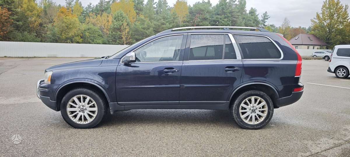 Volvo XC90 2008 — rear view