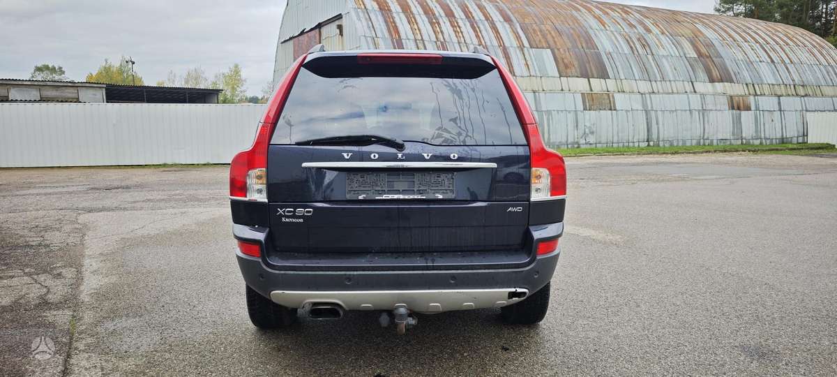 Volvo XC90 2008 — engine 2400 cm³, 185 HP (136kW)