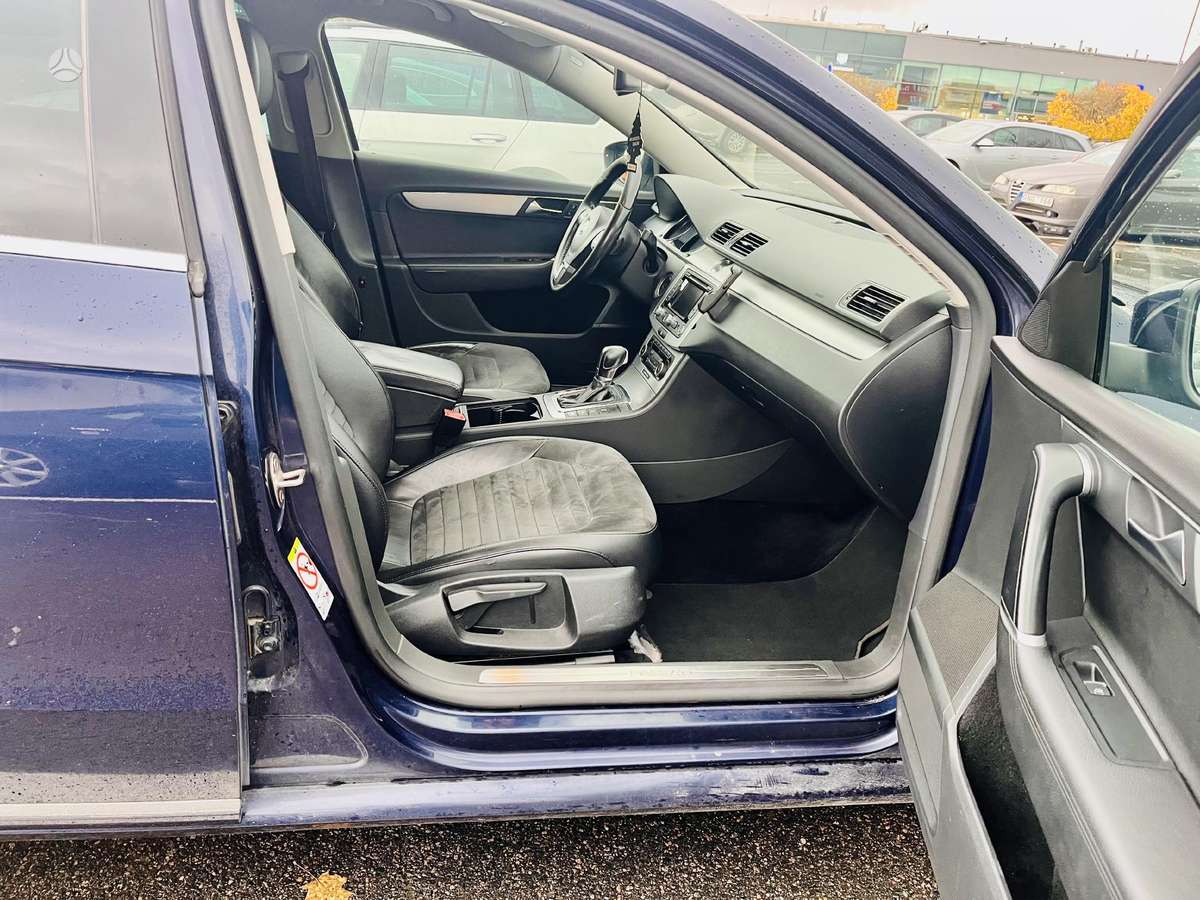 Volkswagen Passat 2011 — photo 13