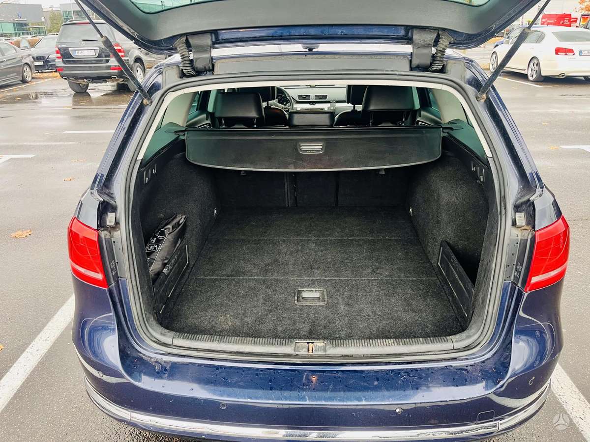Volkswagen Passat 2011 — photo 14