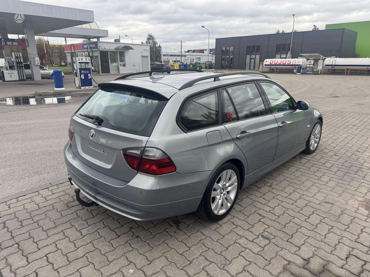 BMW 325 2005 — photo 6