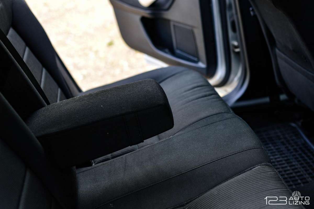 Ford Mondeo 2014 — photo 10