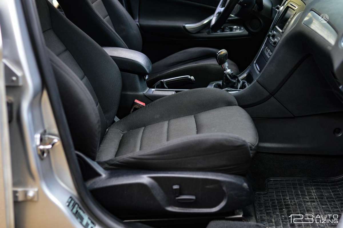 Ford Mondeo 2014 — photo 13