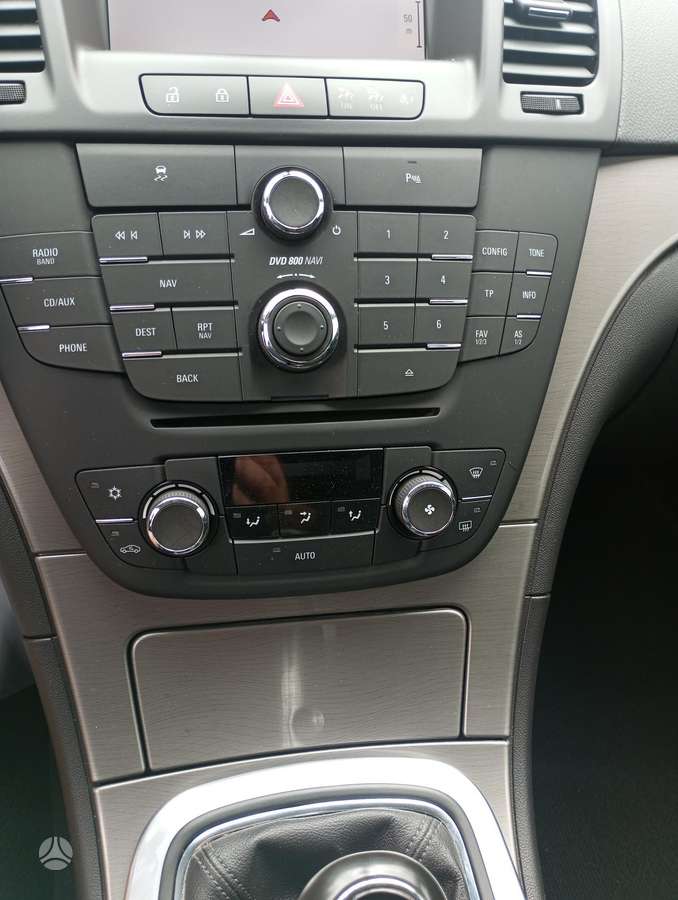 Opel Insignia 2012 — photo 14