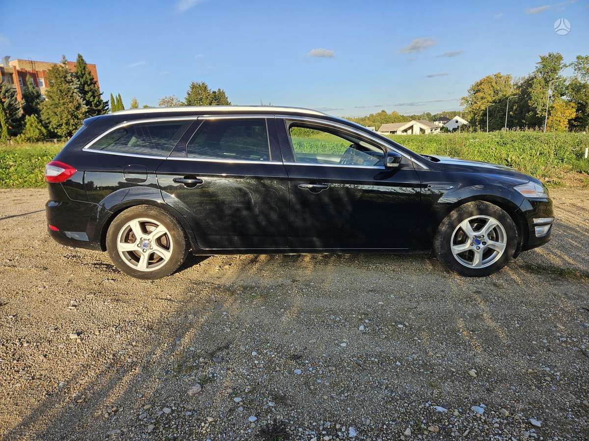Ford Mondeo 2014 — engine 1997 cm³, 140 HP (103kW)