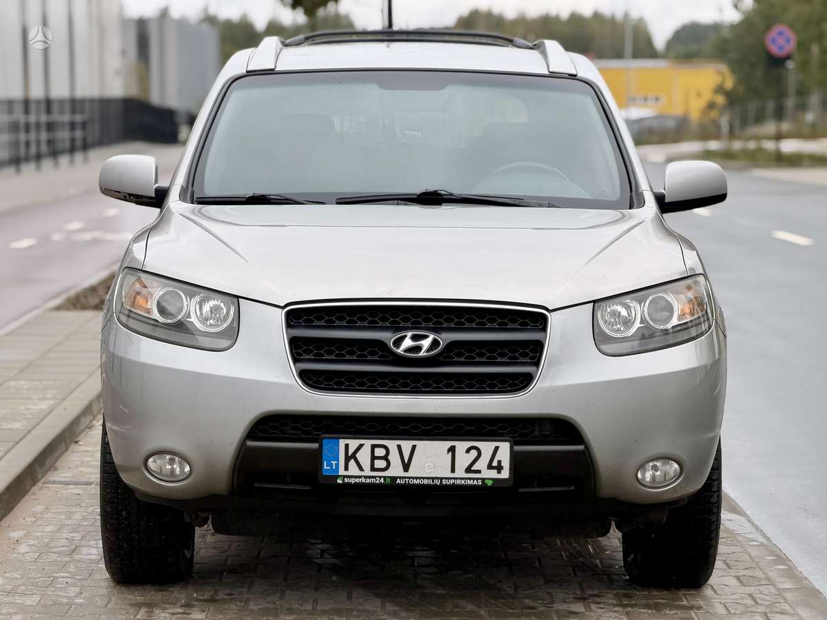 Hyundai Santa 2007 — вигляд ззаду
