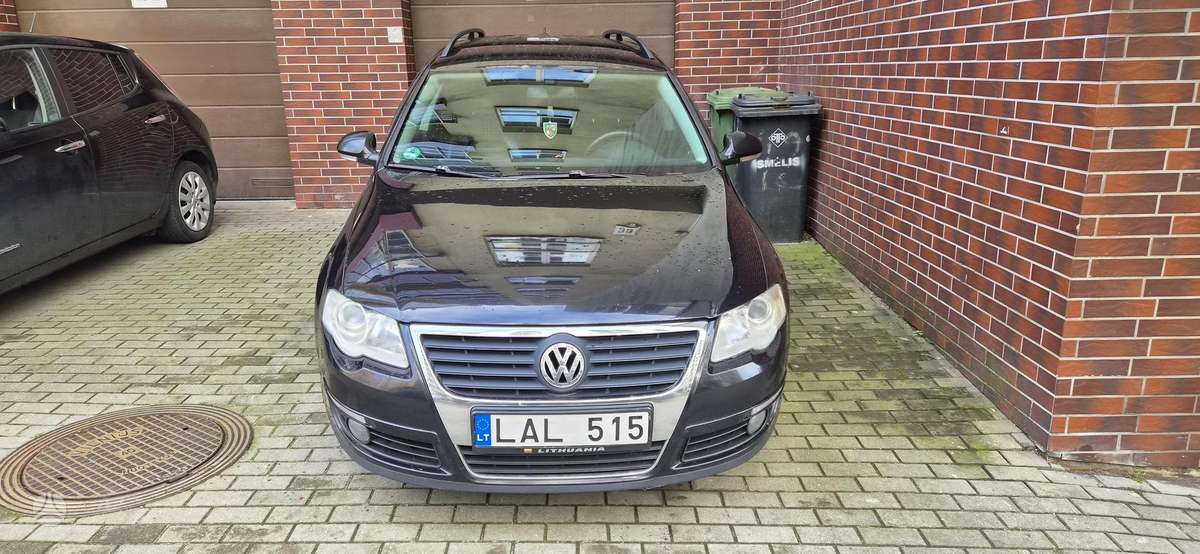 Volkswagen Passat 2007 — rear view