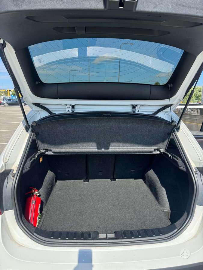 BMW X1 2012 — photo 9