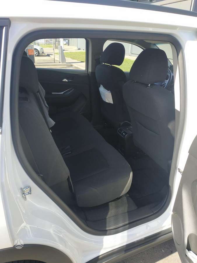 Chevrolet Orlando 2012 — photo 10