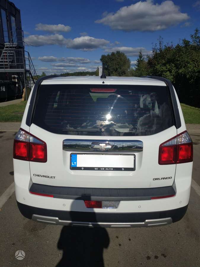 Chevrolet Orlando 2012 — interior