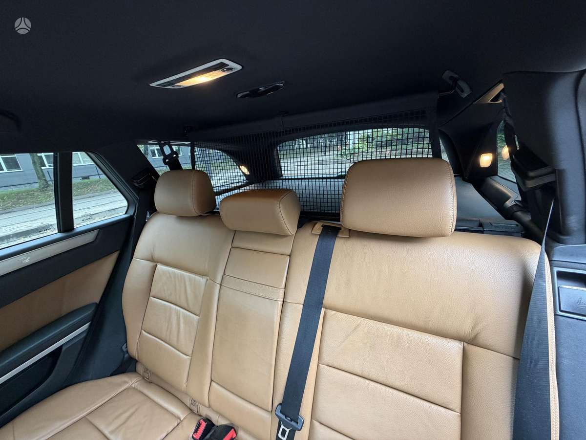 Mercedes-Benz E350 2009 — photo 8