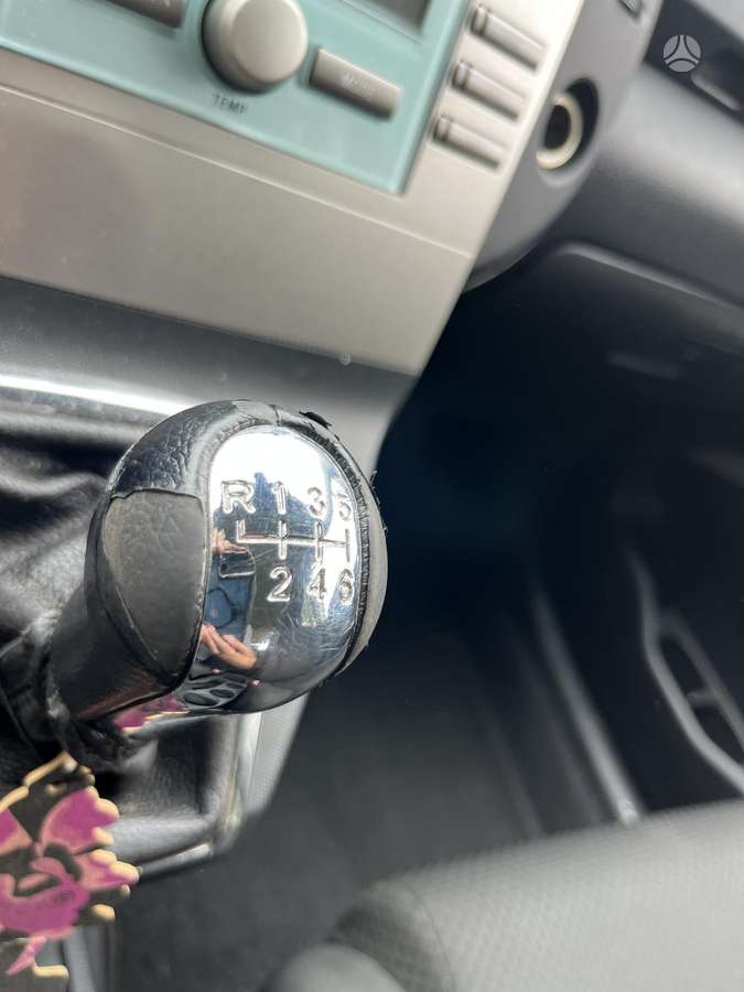 Toyota Corolla 2006 — photo 29