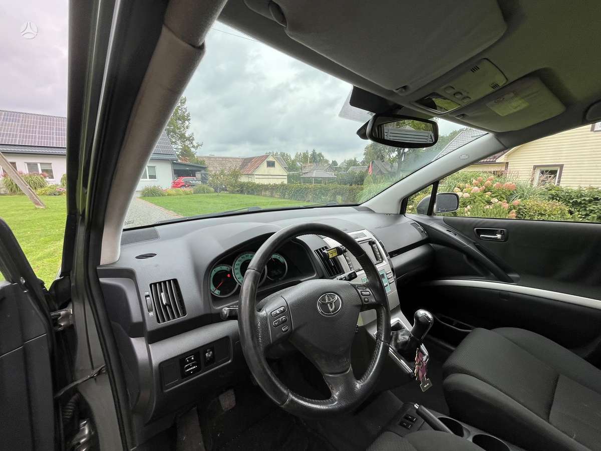 Toyota Corolla 2006 — photo 9