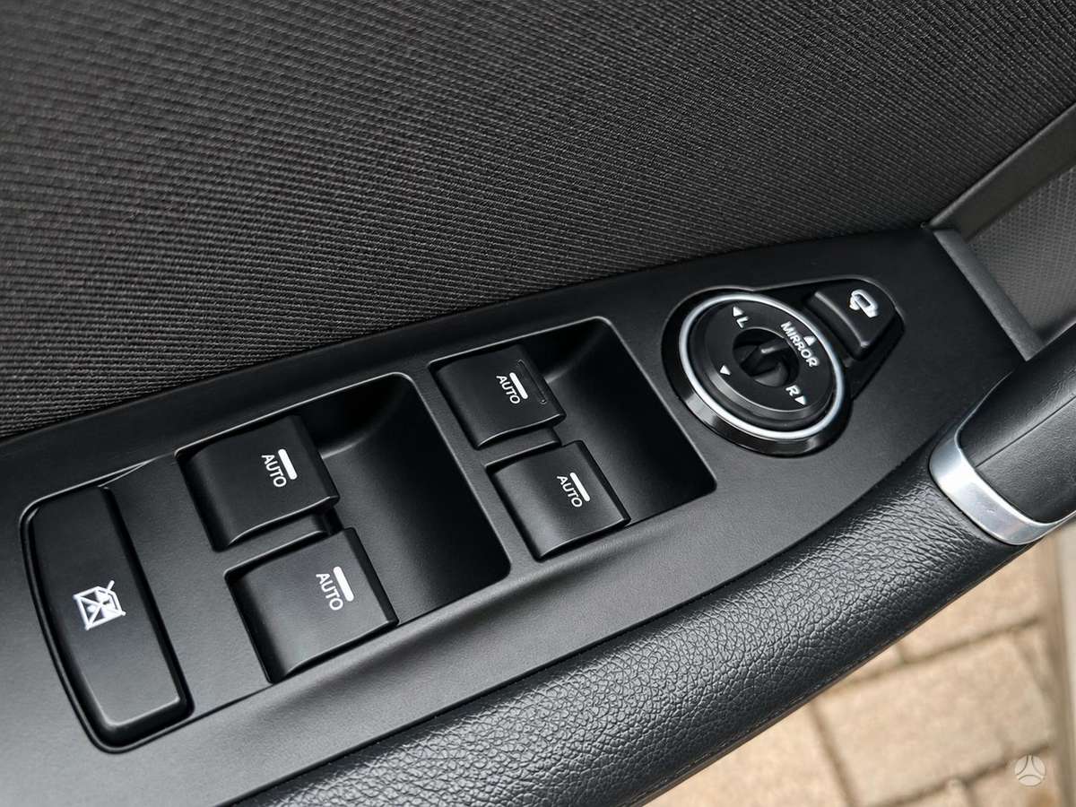 Hyundai i40 2011 — photo 12