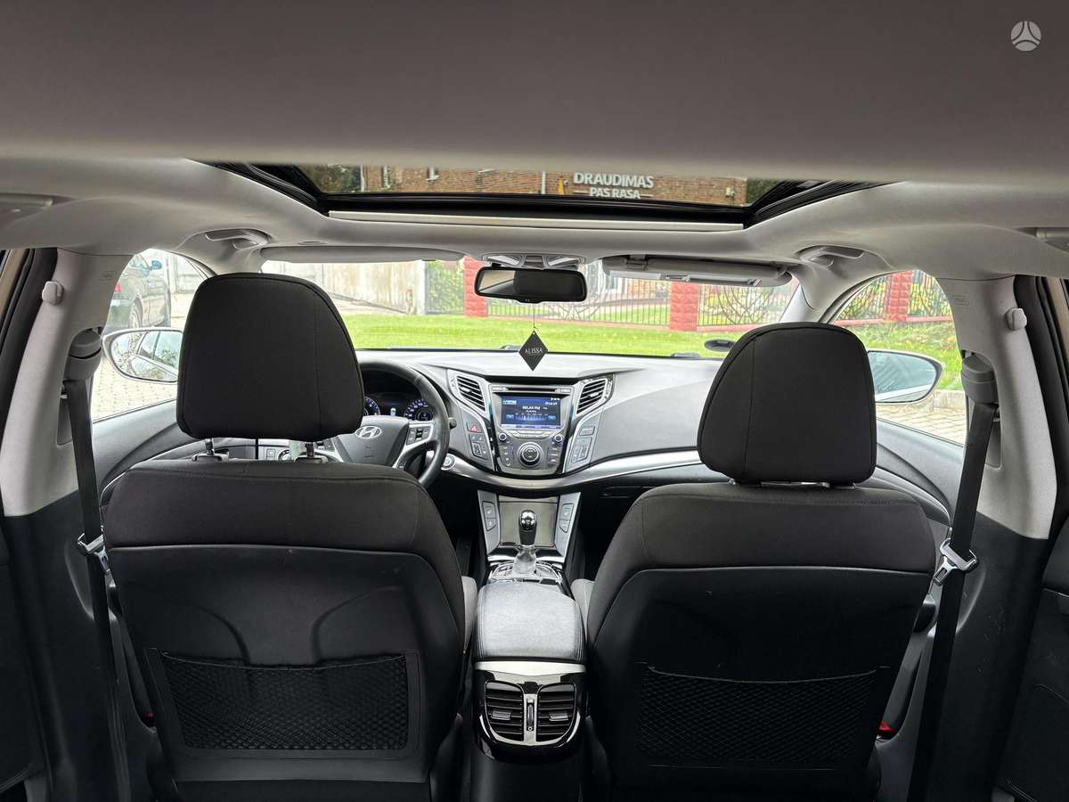 Hyundai i40 2011 — photo 14