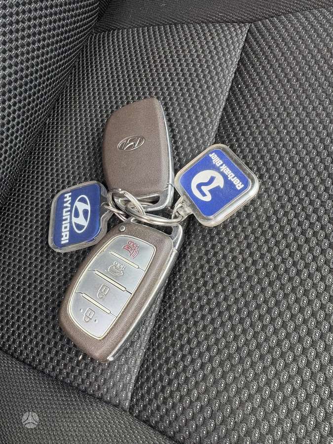 Hyundai i40 2011 — photo 20