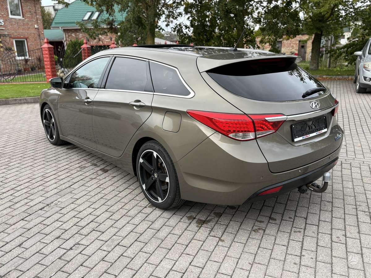 Hyundai i40 2011 — photo 6