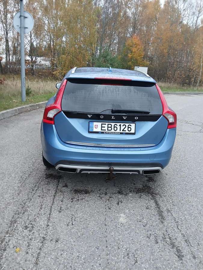 Volvo V60 2013 — photo 5