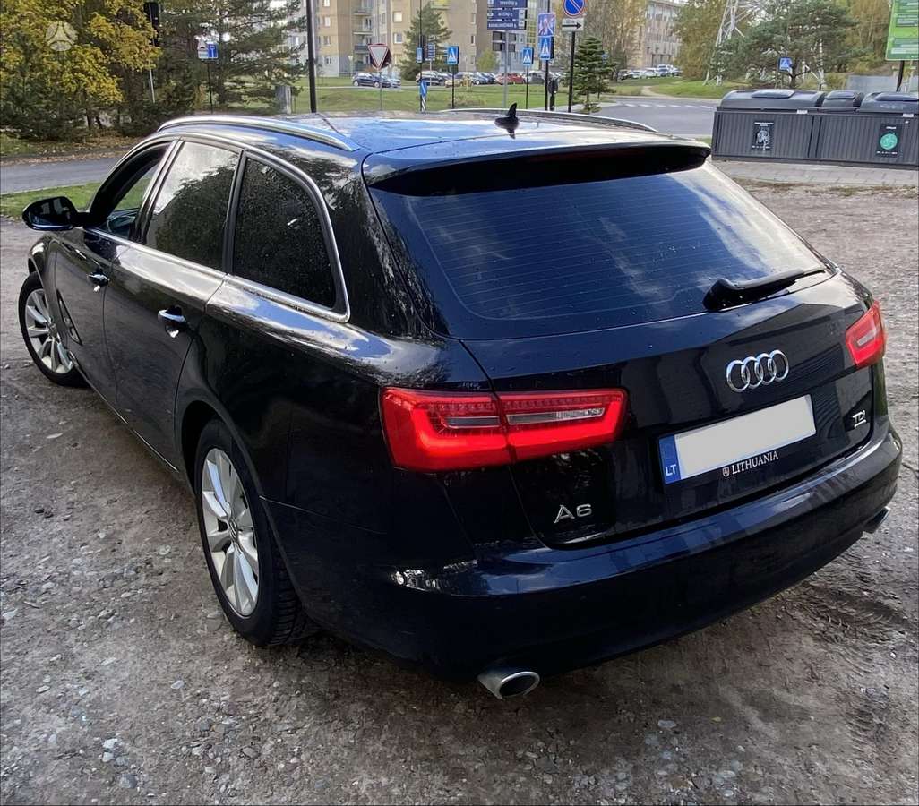Audi A6 2014 — interior
