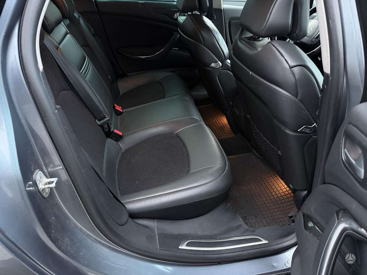 Citroen C5 2009 — photo 25