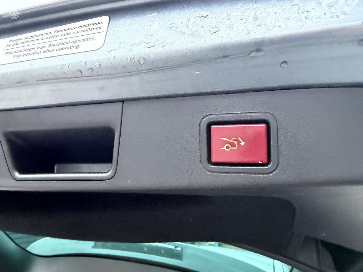 Citroen C5 2009 — photo 26