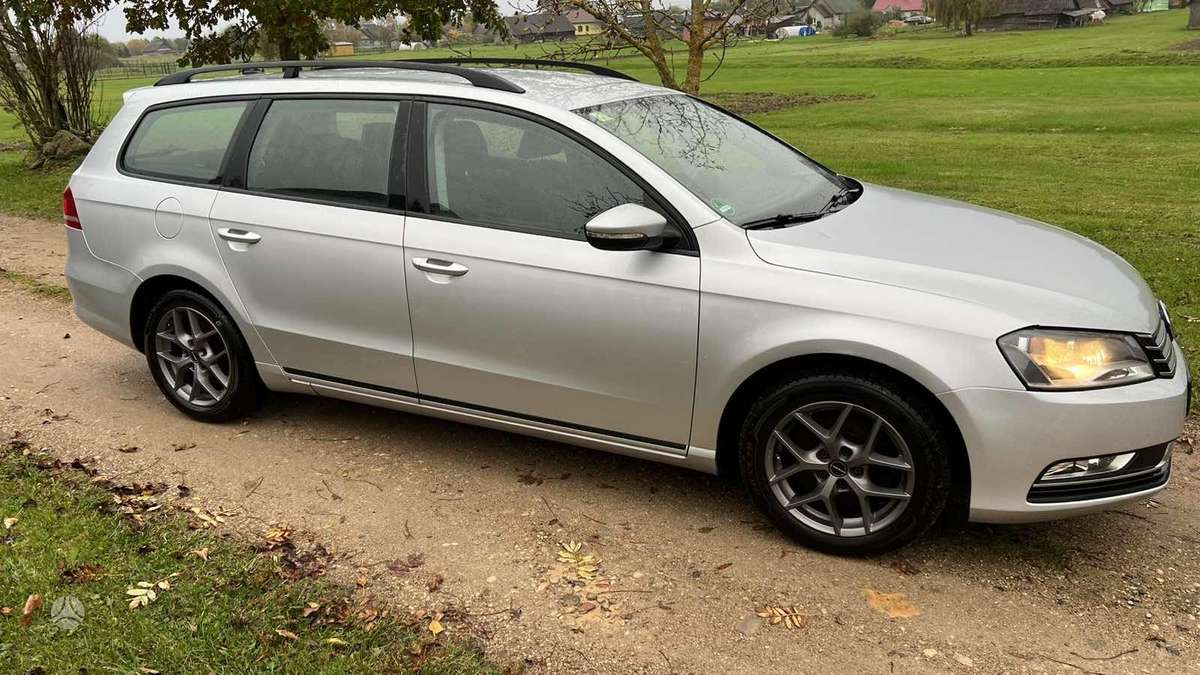 Volkswagen Passat 2013 — двигун 1968 cm³, 140 HP (103kW)
