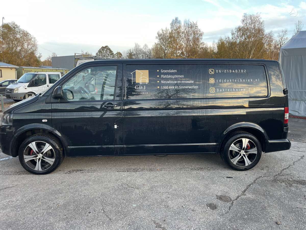 Volkswagen Transporter 2014 — вигляд ззаду