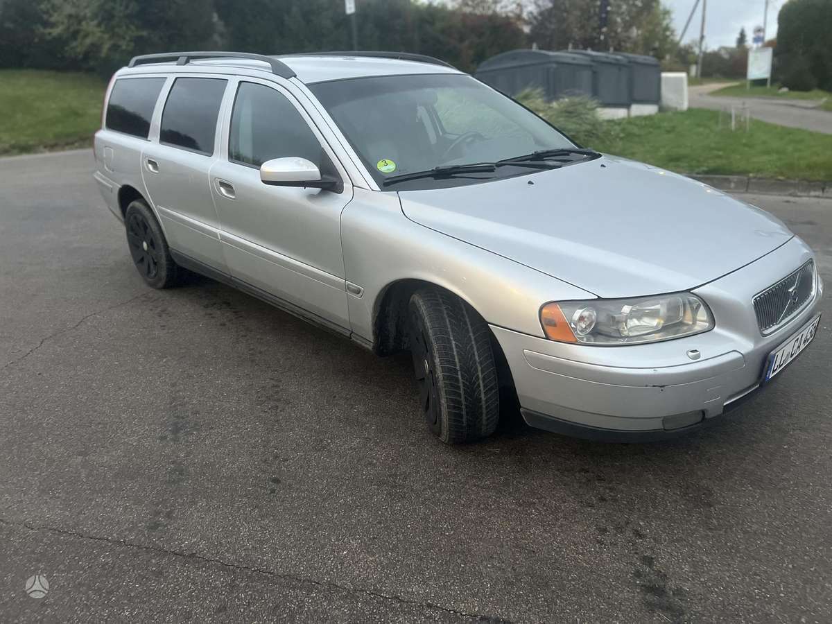 Volvo V70 2005 — двигун 2401 cm³, 163 HP (120kW)