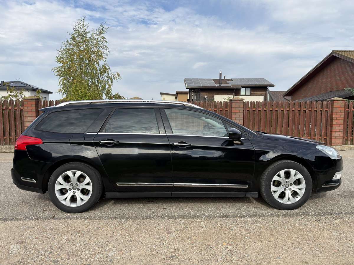 Citroen C5 2010 — photo 11
